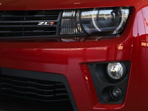 Used 2013 Chevrolet Camaro ZL1 RWD image 17