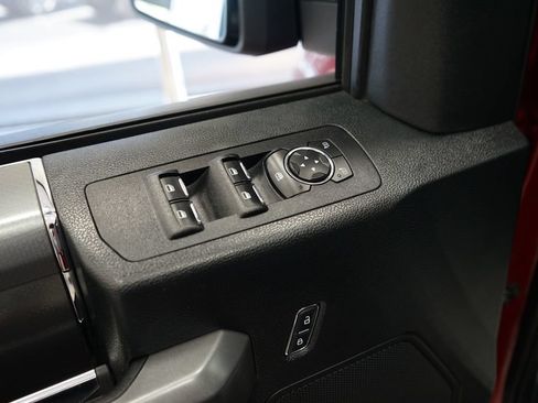 Used 2016 Ford F150 XLT w/ Equipment Group 302A Luxury AWD/4WD image 22