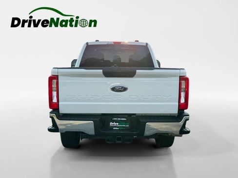 Used 2025 Ford F250 XLT AWD/4WD image 6