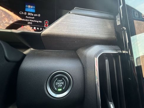 Certified 2024 GMC Acadia Denali w/ Super Cruise Package image 23