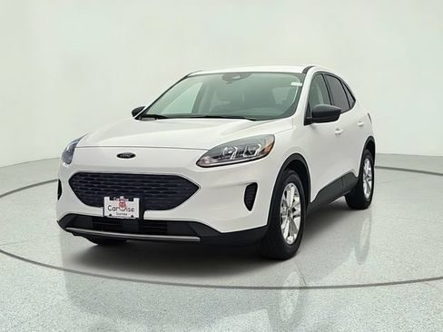 Used 2022 Ford Escape SE FWD image 2