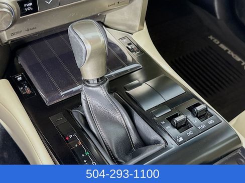 Used 2020 Lexus GX 460 Premium w/ Premium Package image 17