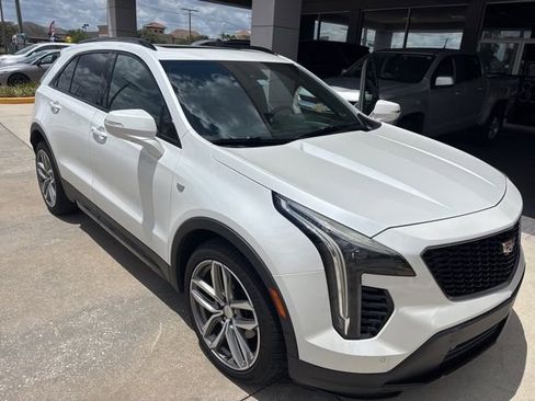 Used 2019 Cadillac XT4 Sport FWD image 1