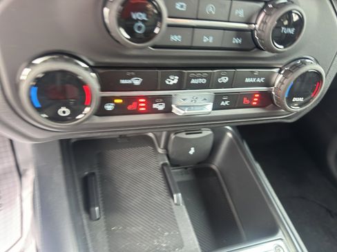 New 2025 Ford Bronco Outer Banks image 27