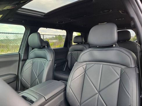 New 2027 Kia Telluride EX image 23