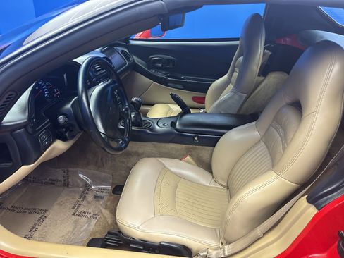 Used 1999 Chevrolet Corvette Convertible w/ Memory Pkg RWD image 13