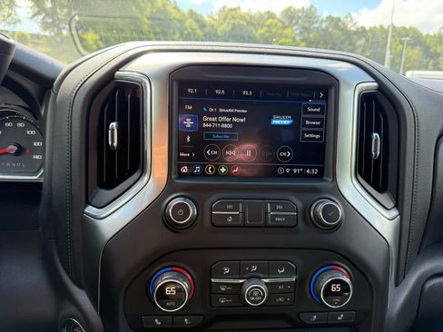 Used 2021 Chevrolet Silverado 1500 RST w/ All Star Edition Plus AWD/4WD image 17