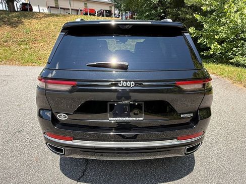 Used 2023 Jeep Grand Cherokee Summit w/ Adv Protech Group IV RWD image 7