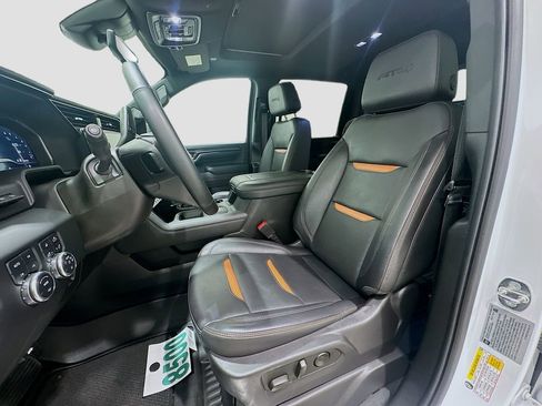 Used 2024 GMC Sierra 2500 AT4 w/ AT4 Premium Plus Package AWD/4WD image 22