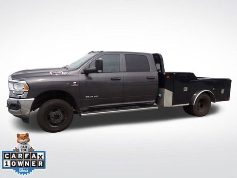 Used 2020 RAM 3500 Tradesman w/ Chrome Appearance Group AWD/4WD image 9