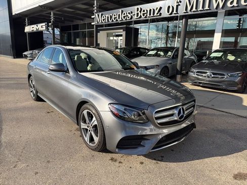 Certified 2018 Mercedes-Benz E 300 4MATIC image 1