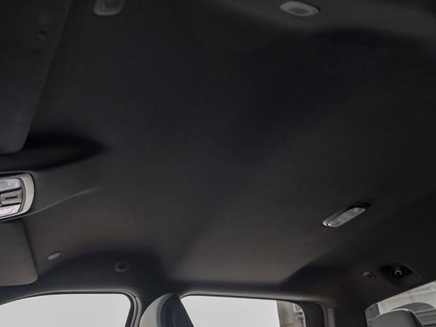 Used 2024 RAM 2500 Big Horn AWD/4WD image 31