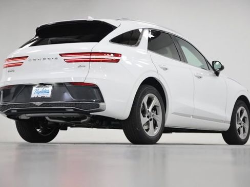 New 2026 Genesis GV70 2.5T AWD/4WD image 15