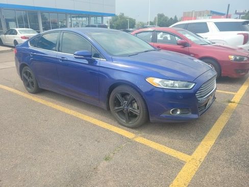 Used 2016 Ford Fusion SE w/ Equipment Group 201A AWD/4WD image 3