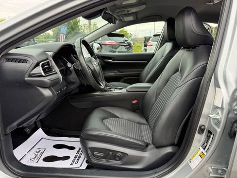 Used 2024 Toyota Camry SE FWD image 26