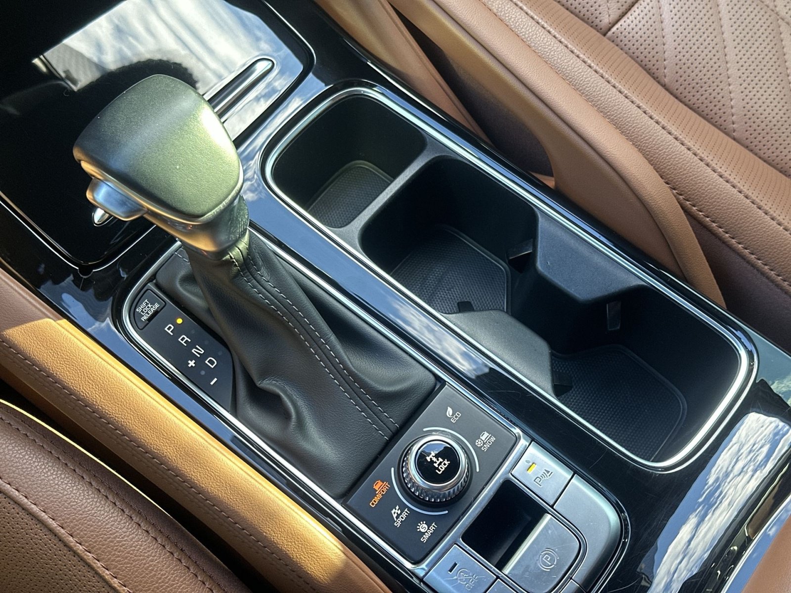 Used 2024 Kia Telluride EX X-Line AWD/4WD image 23