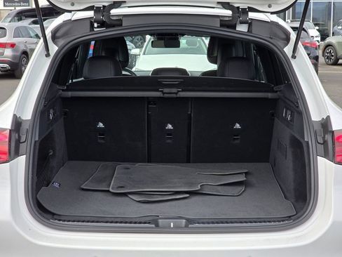 Used 2025 Mercedes-Benz GLC 300 4MATIC image 16