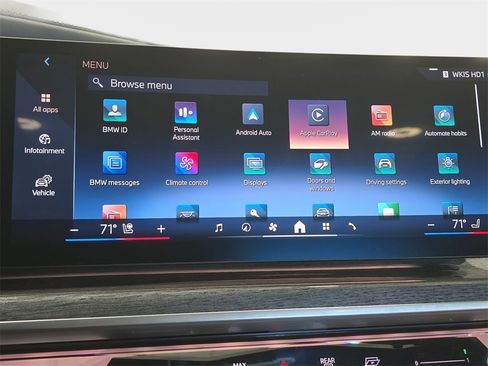 Used 2023 BMW 760i xDrive w/ Parking Assistance Package image 18