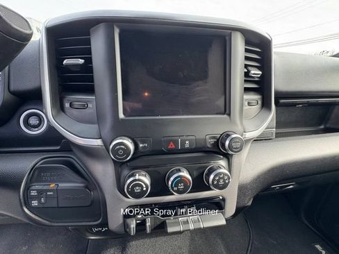 Used 2024 RAM 3500 Big Horn AWD/4WD image 24