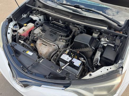 Used 2016 Toyota RAV4 XLE w/ Protection Package image 24