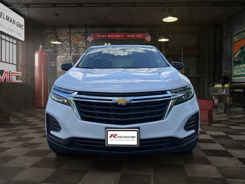 Certified 2023 Chevrolet Equinox LS w/ LS Convenience Package AWD/4WD image 2