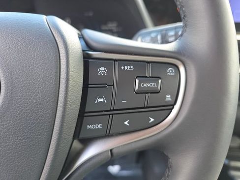 Used 2025 Lexus UX 300h FWD w/ Accessory Package (Z1) image 29