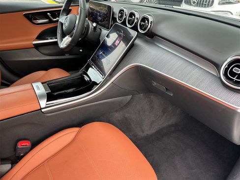 Certified 2025 Mercedes-Benz C 300 Sedan image 17