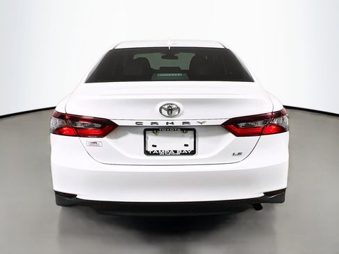 Used 2021 Toyota Camry LE image 6