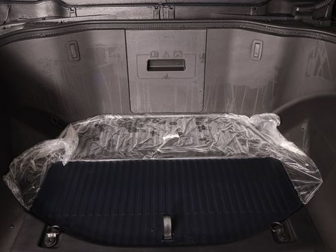 Used 2025 Ford F150 Lightning Lariat image 20