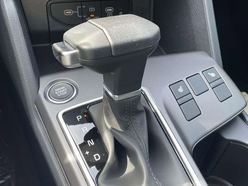 New 2026 Kia Sportage EX FWD image 40