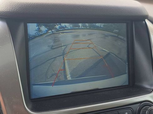 Used 2017 Chevrolet Suburban Premier AWD/4WD image 29