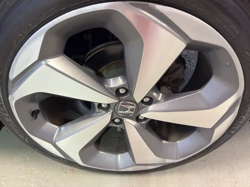 Used 2018 Honda Accord Touring image 33