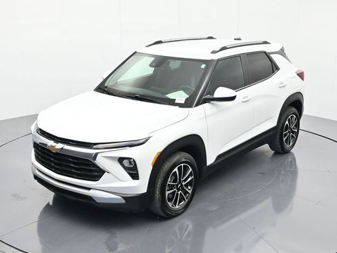 Used 2025 Chevrolet TrailBlazer LT FWD image 27