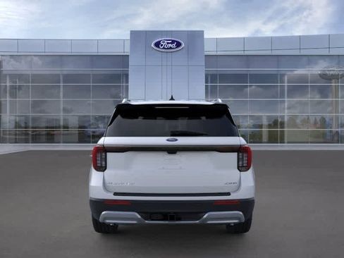 New 2026 Ford Explorer Platinum image 5