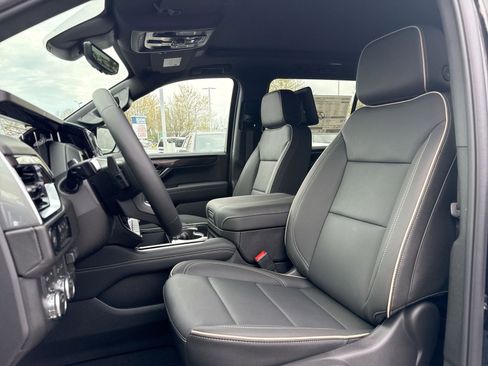 New 2026 GMC Yukon XL Elevation w/ Elevation Premium Package image 13