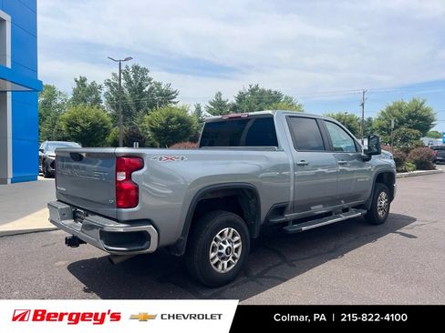 Used 2025 Chevrolet Silverado 2500 LT w/ Convenience Package AWD/4WD image 8