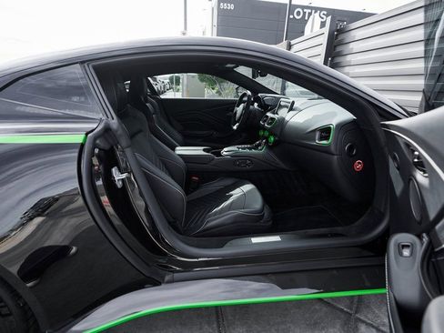 Used 2023 Aston Martin V12 Vantage image 43