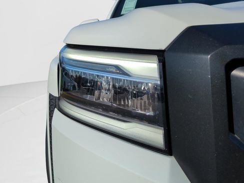 Used 2023 Nissan Frontier PRO-4X w/ Pro-4X Premium Package image 30