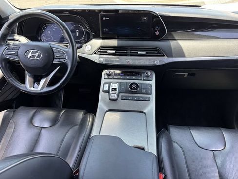 Used 2022 Hyundai Palisade Limited w/ Cargo Package FWD image 15