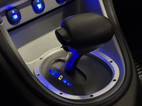 Used 2004 Ford Mustang Mach 1 image 11