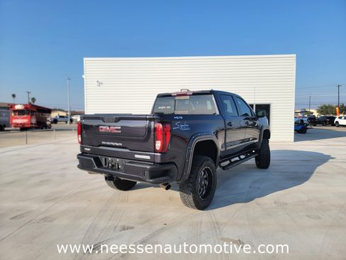 Used 2022 GMC Sierra 1500 Elevation w/ Preferred Package image 7