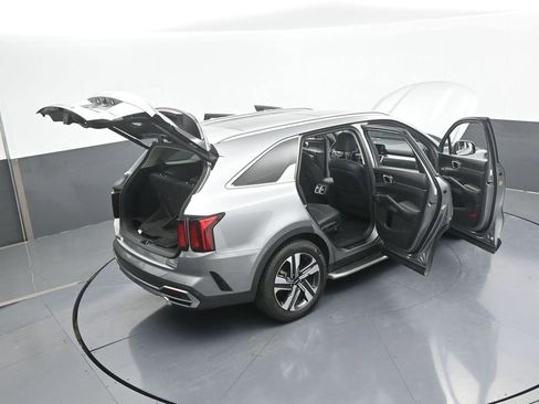 Used 2022 Kia Sorento EX w/ Panoramic Sunroof Package image 77