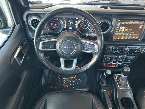 Used 2020 Jeep Wrangler Unlimited Rubicon w/ Quick Order Package 28Y Recon AWD/4WD image 17