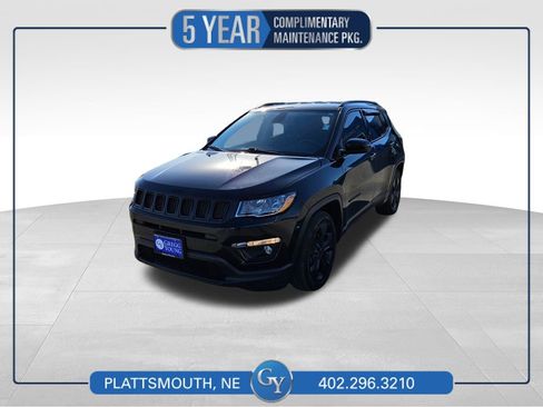 Used 2021 Jeep Compass Latitude FWD image 1