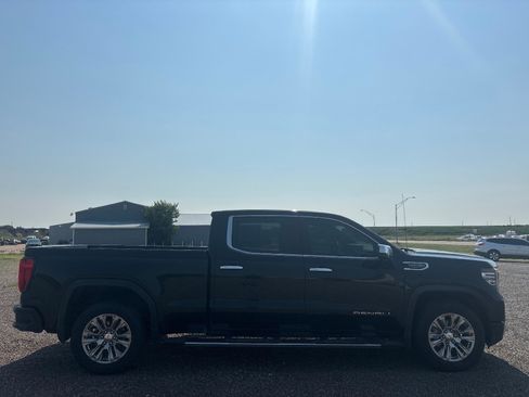 Used 2022 GMC Sierra 1500 Denali image 9
