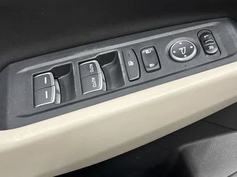 Used 2024 Honda Accord EX image 19