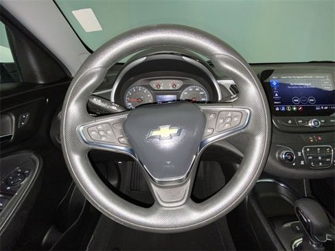 Used 2024 Chevrolet Malibu LT image 14