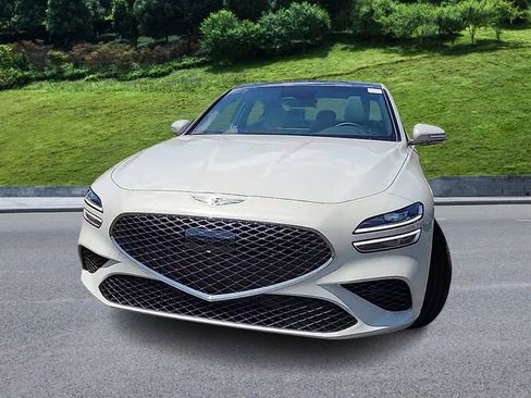 Used 2025 Genesis G70 2.5T w/ Sport Prestige Package image 3