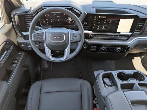 New 2026 GMC Sierra 1500 SLT image 17