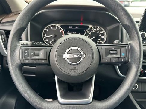 Used 2023 Nissan Rogue SV AWD/4WD image 41